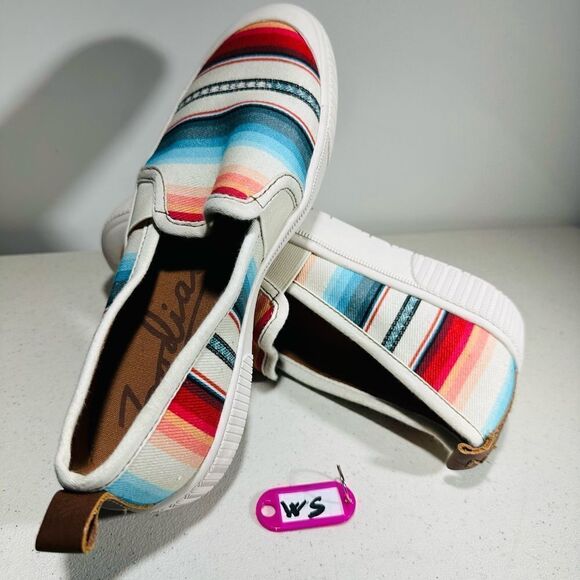 Zodiac Slip-On Sneakers Ciara Boho Stripe 7 - Picture 1 of 7